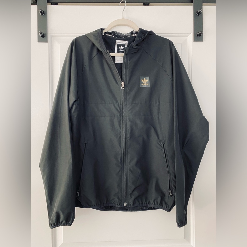 Adidas Men's Black Skateboarding  Hooded Windbreaker